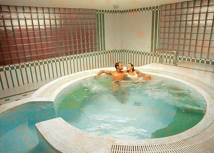 אתר נופש Igv Club Vacanze לה קסטלה