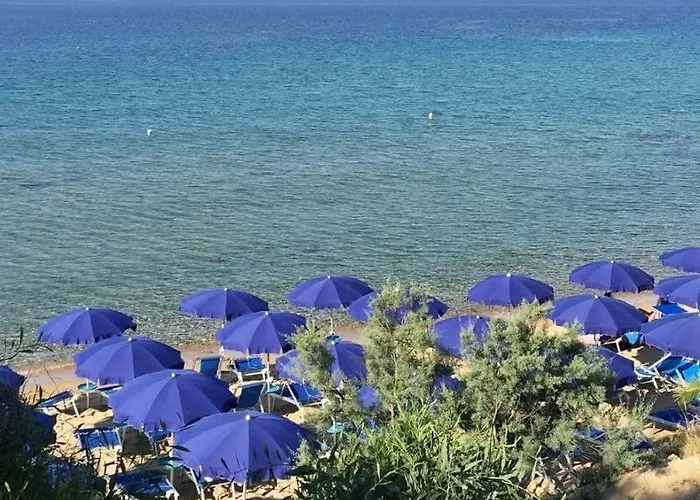 Igv Club Vacanze 4* לה קסטלה